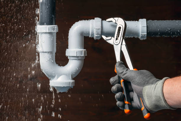 Professional Gas Line Repair technician working in Spring Lake, MI
